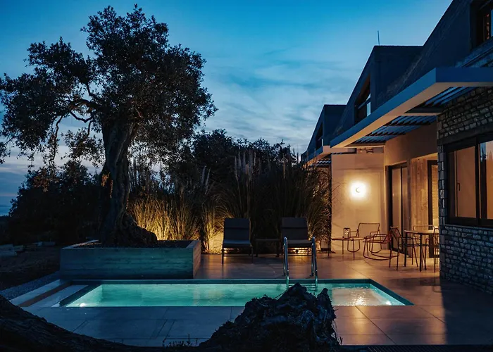Olive Blue Thassos Luxury * אסטריס